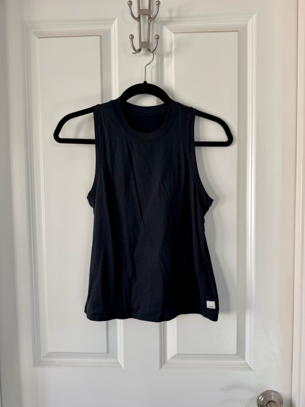 Vuori Black Energy Top - Picture 5 of 6